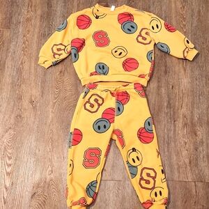 Sweatshirt & Sweatpants Combo Toddler Boy Size 4T